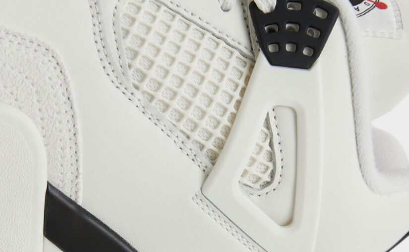 Air Jordan Retro 4 “Flight Club”