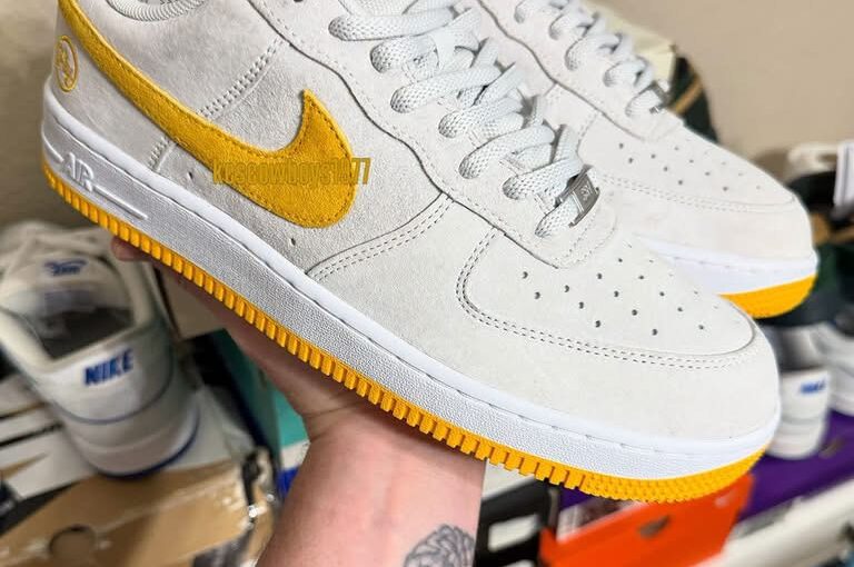 Fly Streetwear x Nike SB Air Force 1 Low “University Gold”